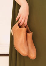 Aria Tan Boot