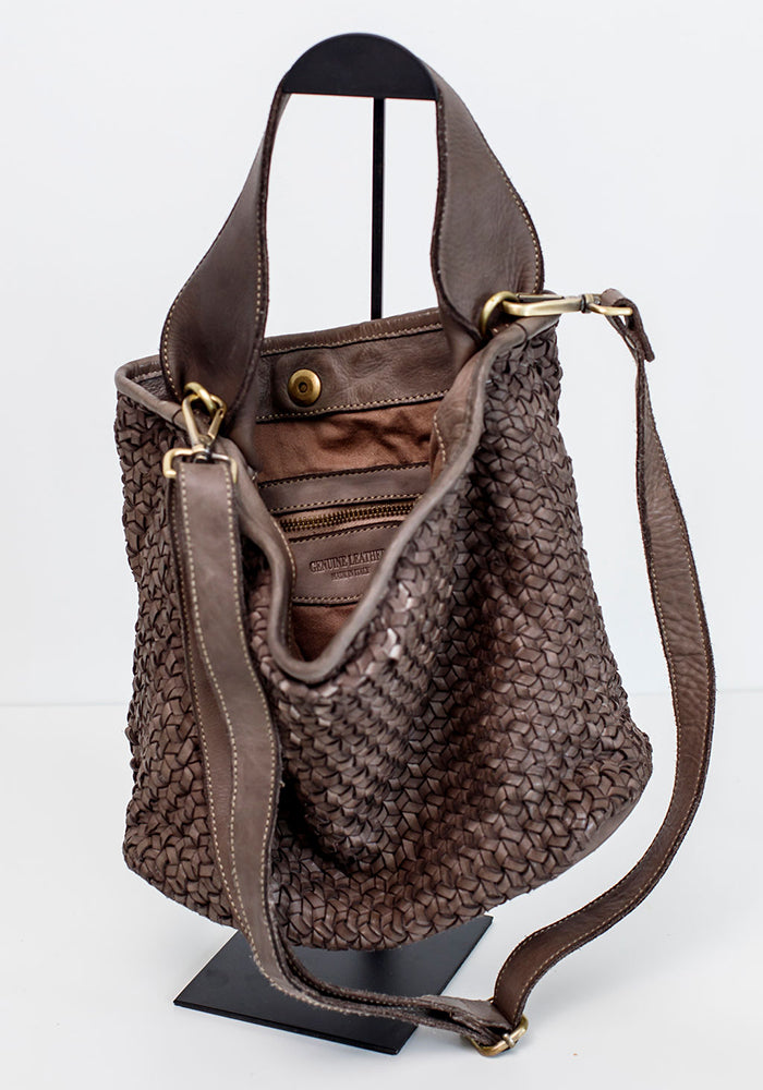 Jade Woven Bucket Bag | Coffee