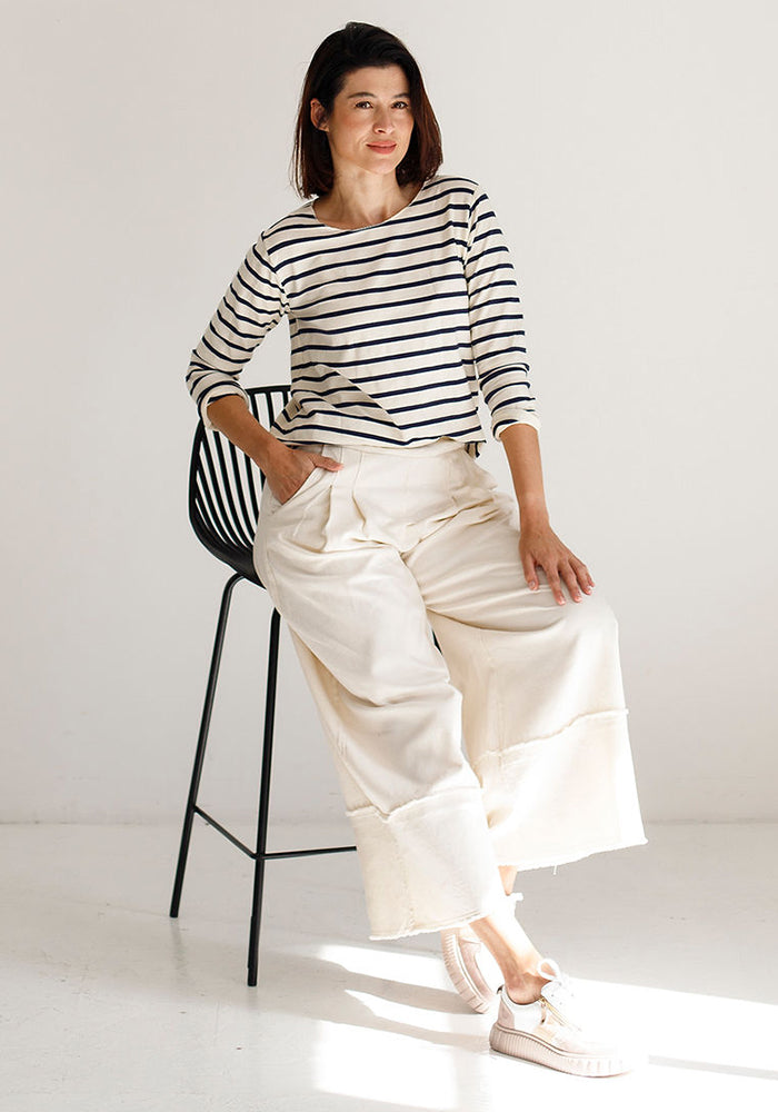 Lee Basic Striped Long T | Milk & Navy