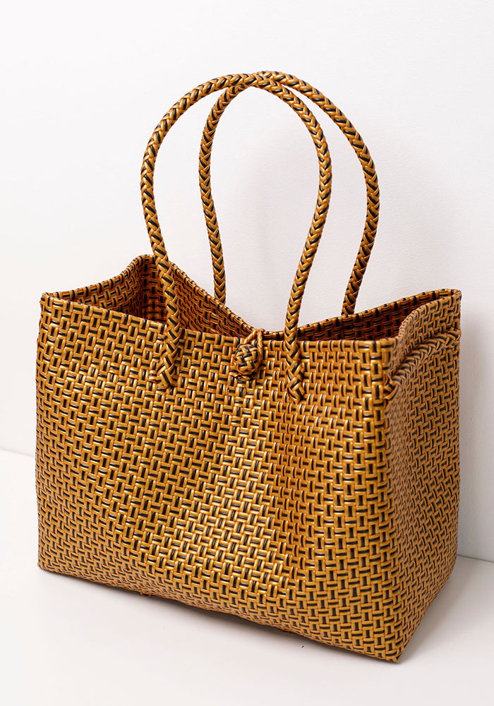 Jumbo Plastic Bucket Basket | Bronze