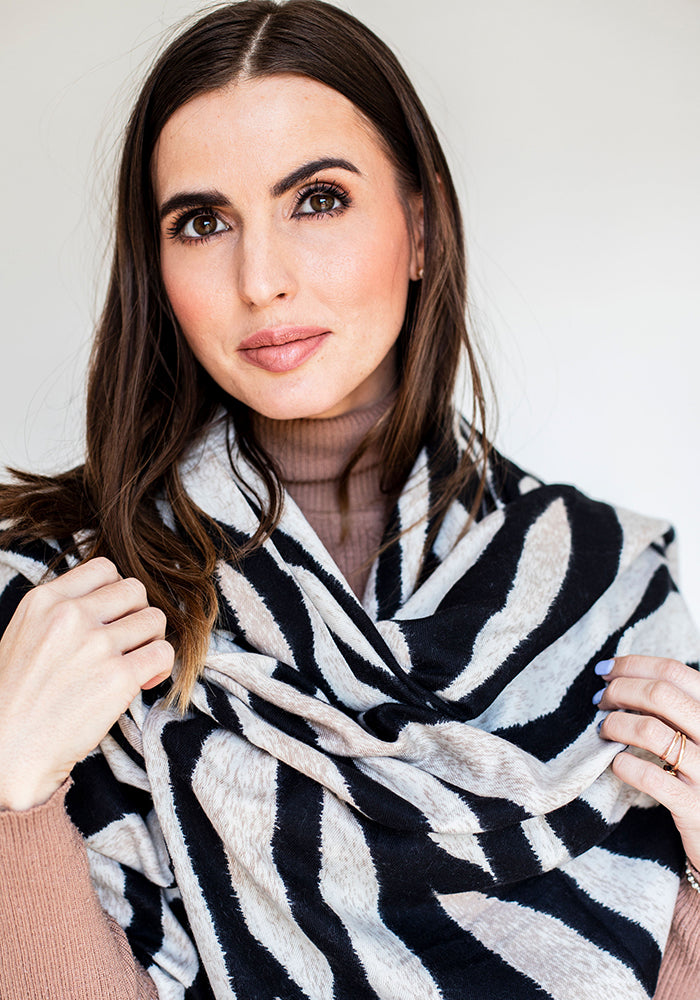 Scarf Zebra