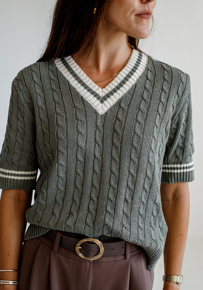 College V Neck Cable Sleeve | Olive